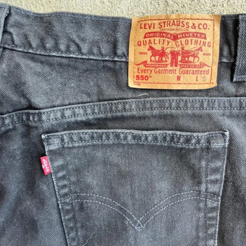 VTG‎ Levi's Jeans 550 Relaxed Fit Tapered Leg 2001 USA 38x29 Y2K